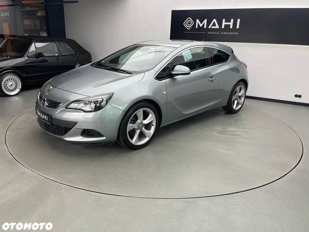 Opel Astra IV GTC 2.0 CDTI Sport - 17