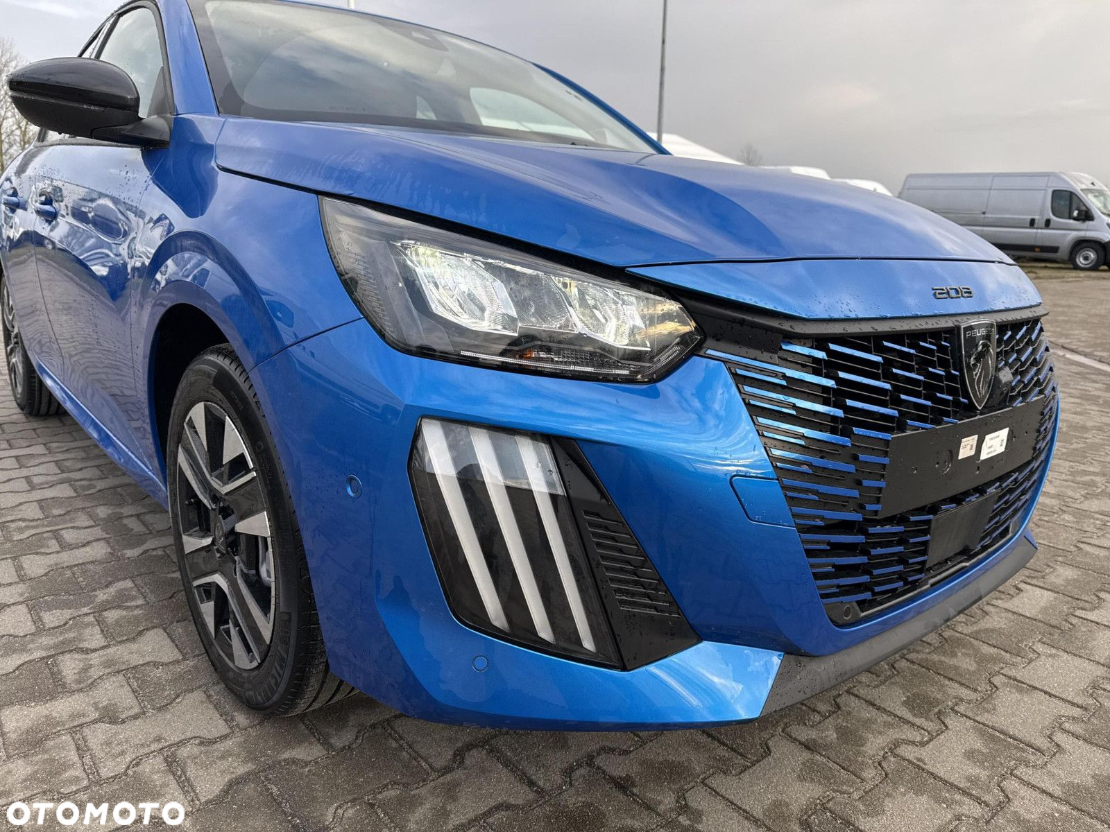 Peugeot 208 - 29