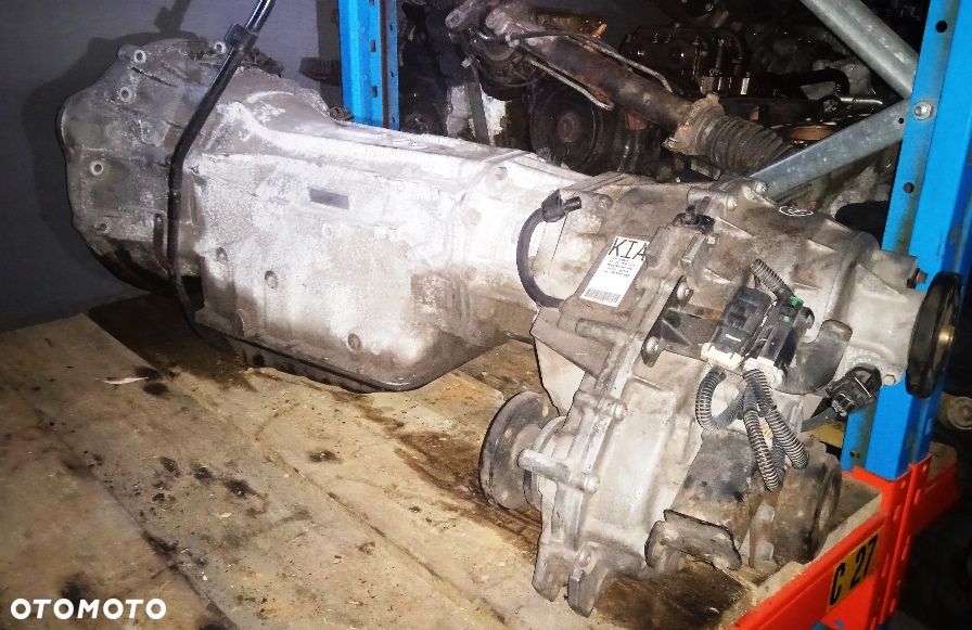 Reduktor skrzyni biegów Y8CA4E KTA 080110D KIA SORENTO 2.5 CRDI - 2