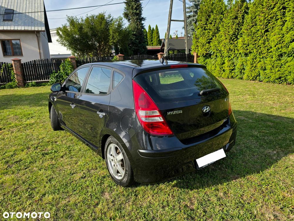 Hyundai i30 1.4 FIFA WM Edition - 3