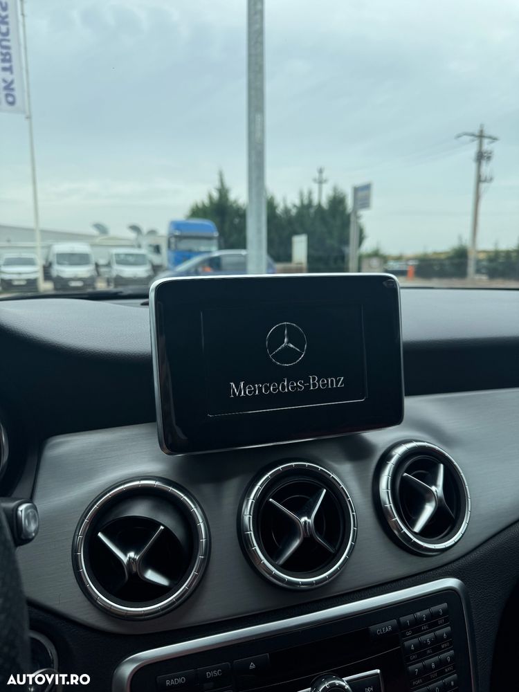 Mercedes-Benz CLA - 4
