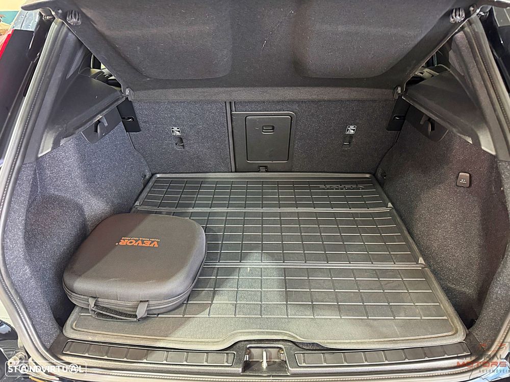 Volvo XC 40 T5 Recharge DKG Plus Dark - 11