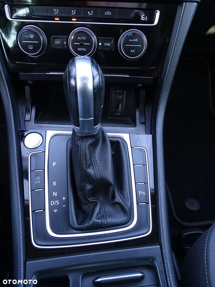 Volkswagen Golf 1.4 TSI (BlueMotion Technology) DSG Highline - 13