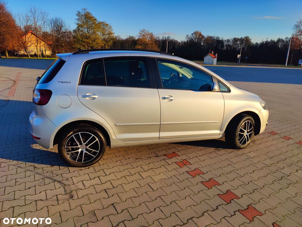 Volkswagen Golf Plus - 10