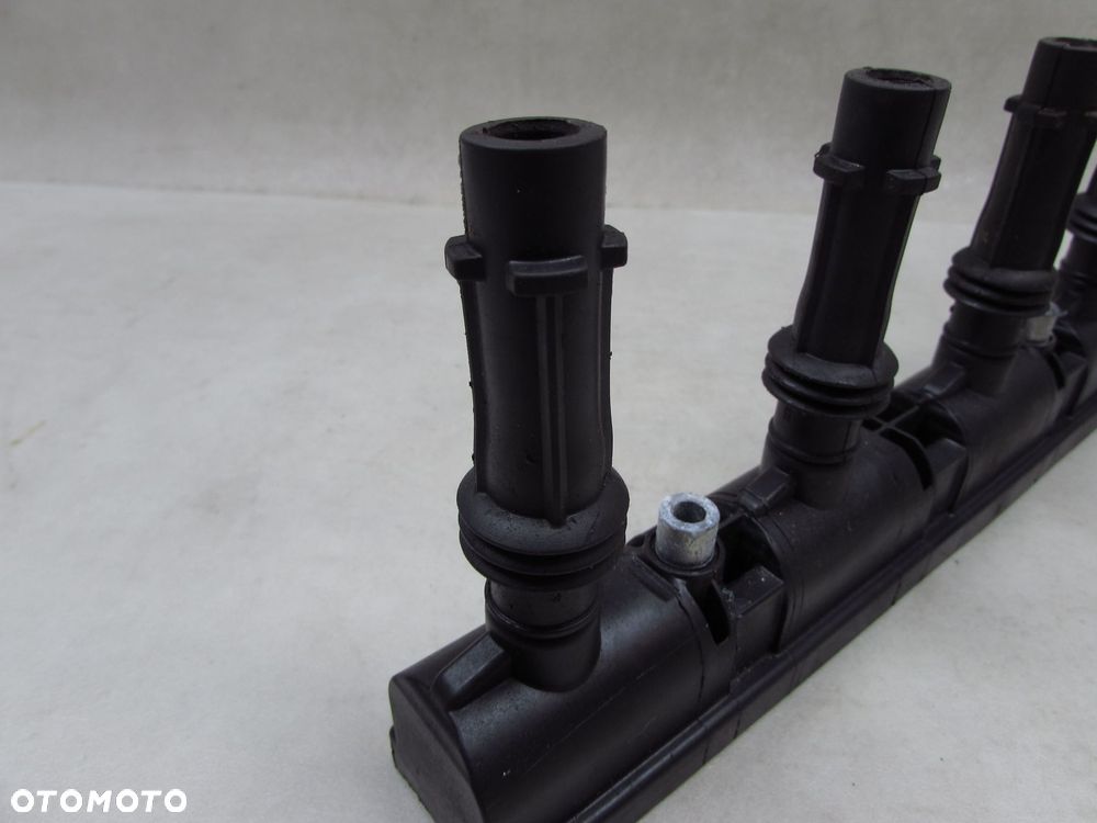 OPEL CORSA MERIVA ASTRA 1.2 1.4 16V CEWKA ZAPLONOWA 55579072 19005362 - 3