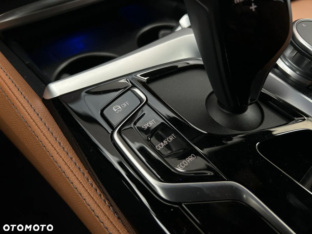 BMW Seria 5 520d mHEV M Sport sport - 32