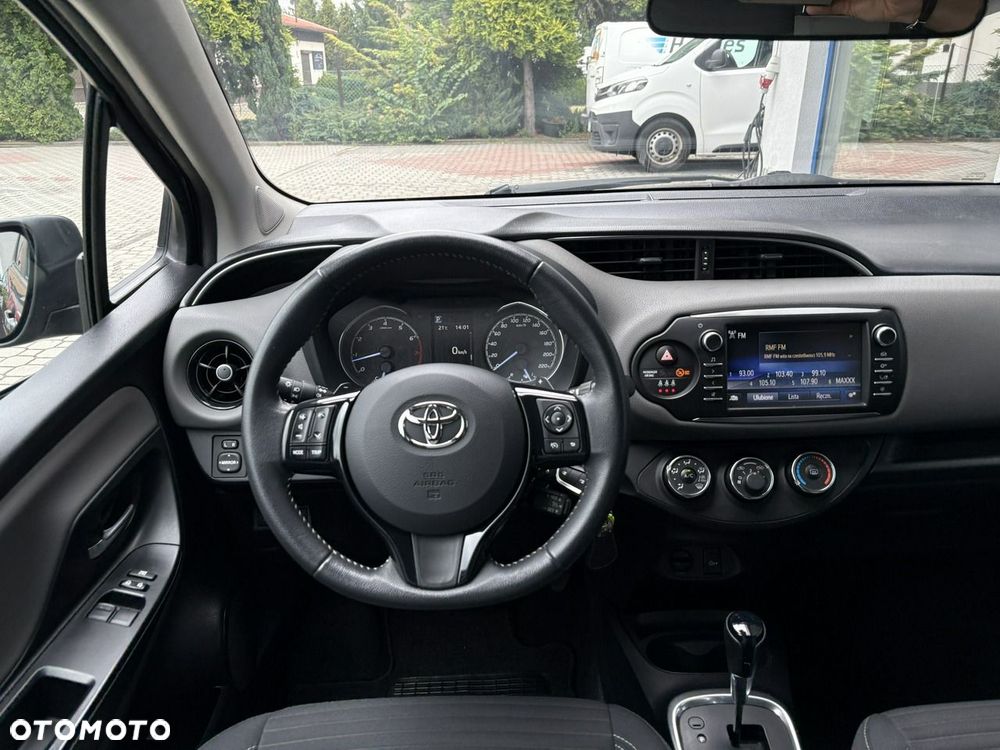 Toyota Yaris - 18