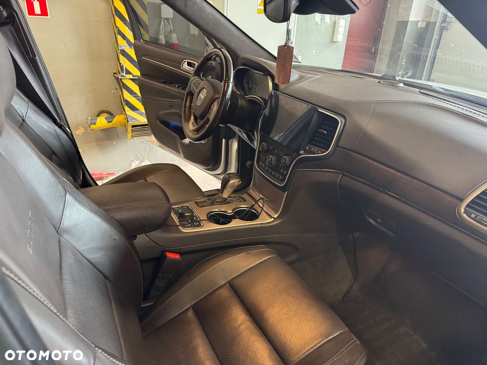 Jeep Grand Cherokee 3.6 V6 Summit - 16