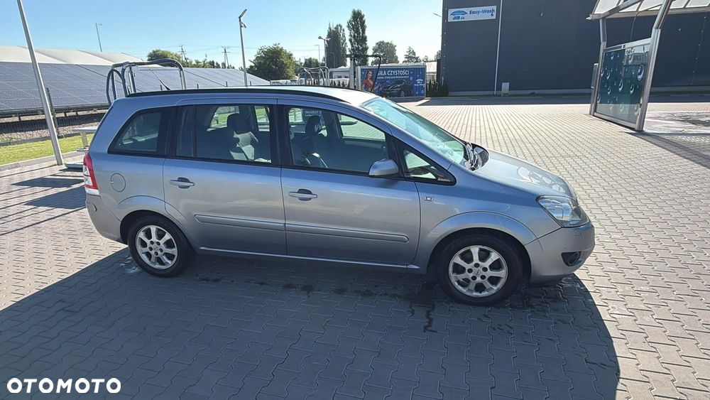Opel Zafira 1.8 Elegance - 4
