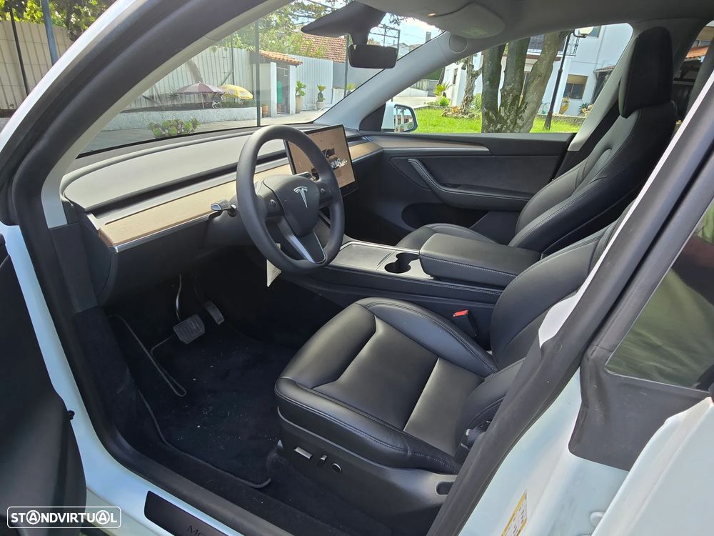 Tesla Model Y Standard - 5