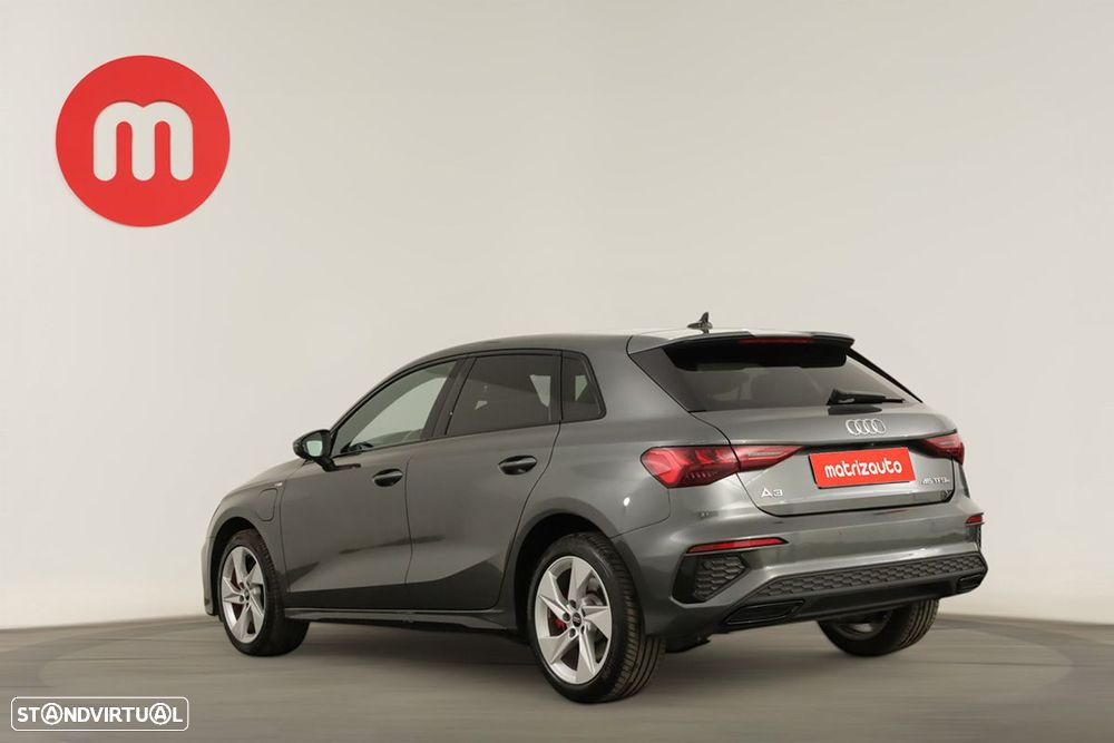 Audi A3 Sportback 45 TFSIe S line - 3