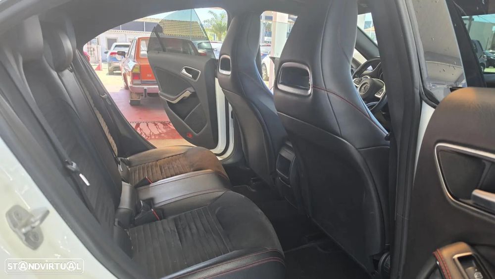 Mercedes-Benz CLA 180 (CDI) d AMG Line - 10