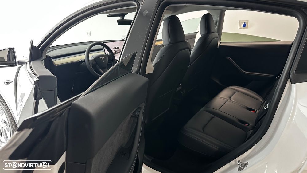 Tesla Model Y Tração Traseira - 18