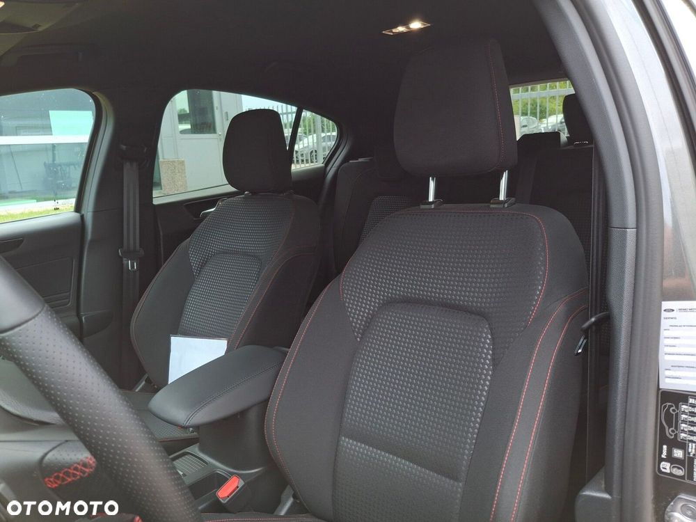 Ford Focus - 22