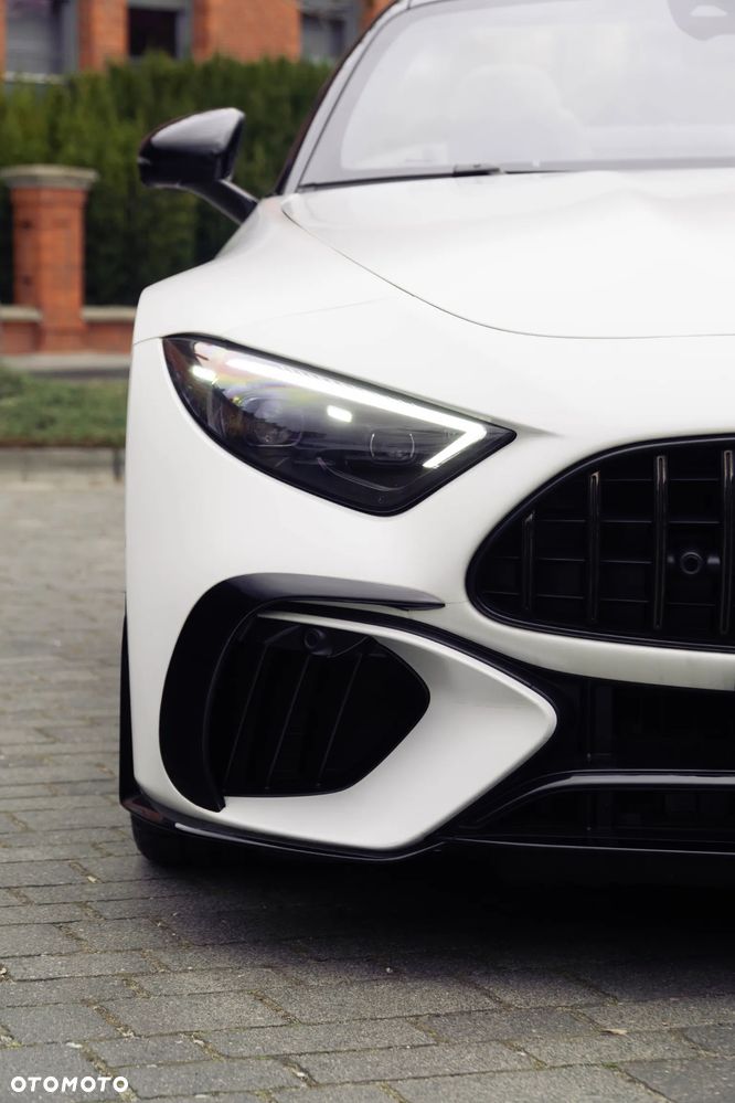 Mercedes-Benz SL AMG 63 4-Matic+ - 10