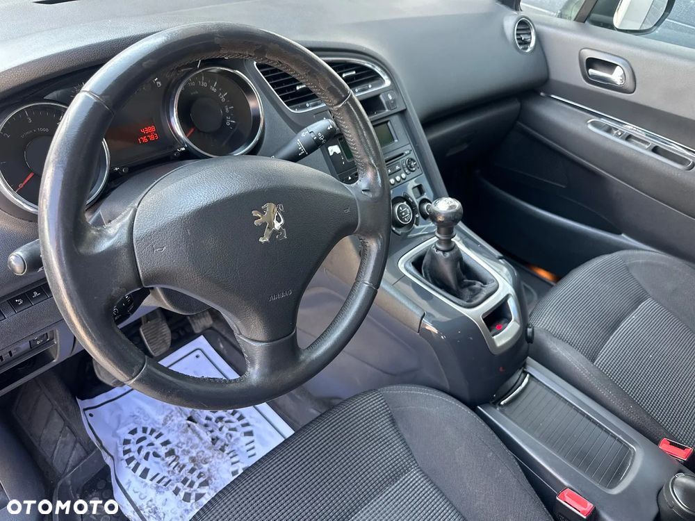 Peugeot 5008 1.6 HDi Premium - 21