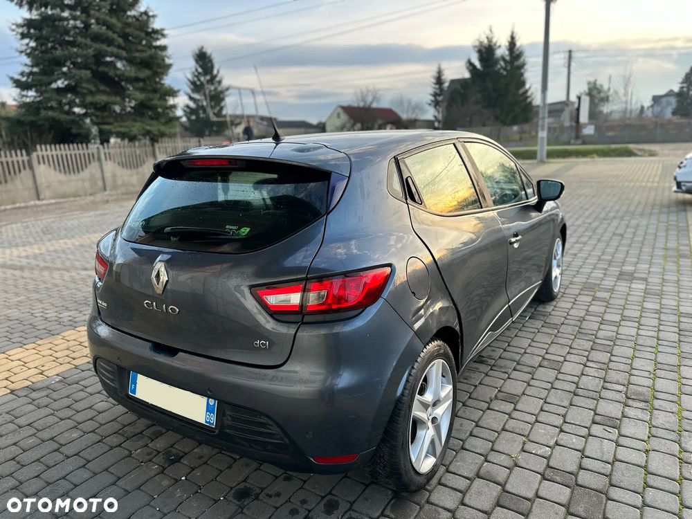 Renault Clio 1.5 dCi Alize - 19