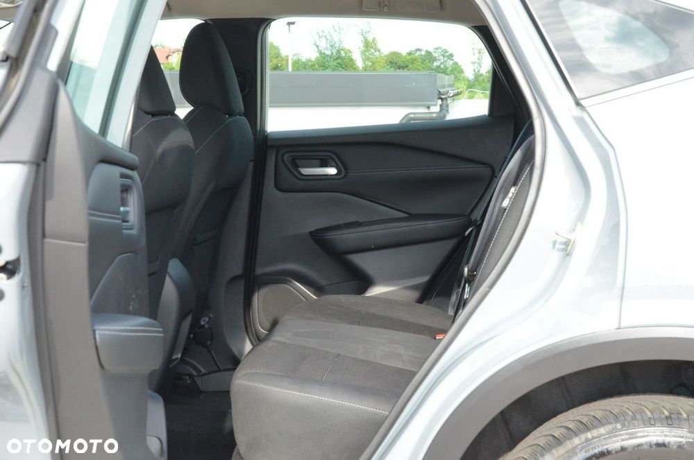 Nissan Qashqai 1.3 DIG-T MHEV Xtronic N-Design - 30