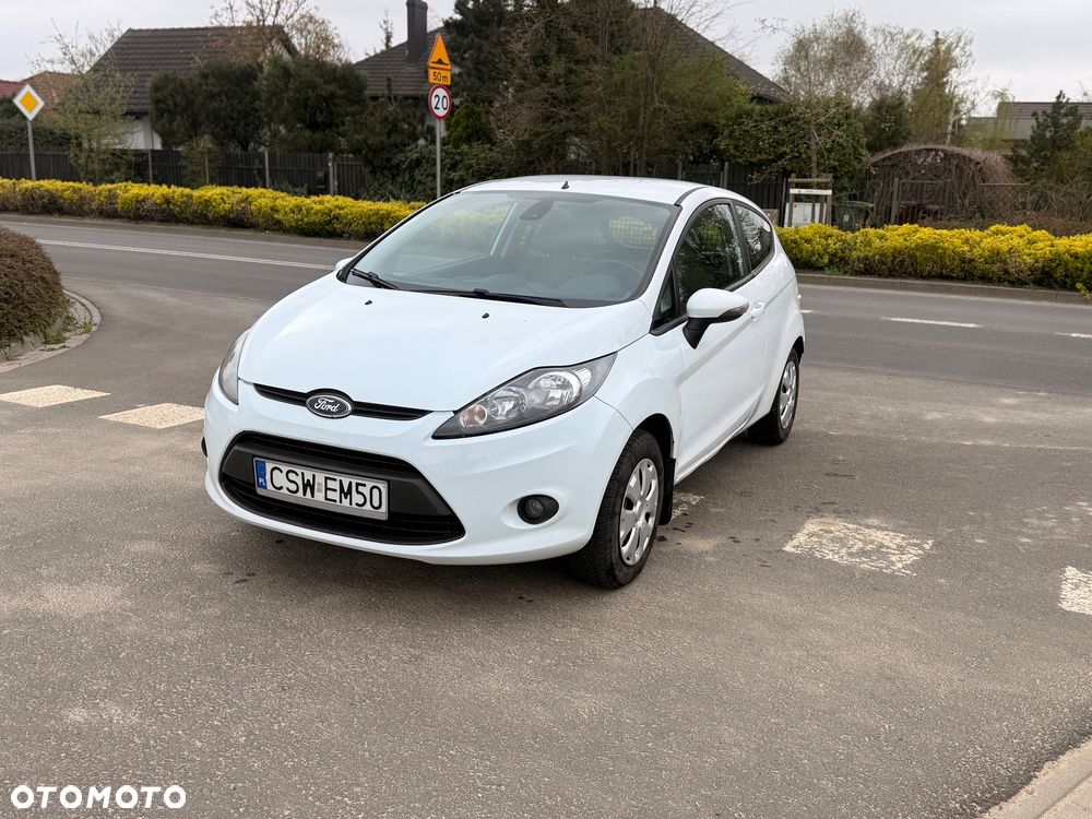 Ford Fiesta 1.6 TDCi DPF Titanium - 2