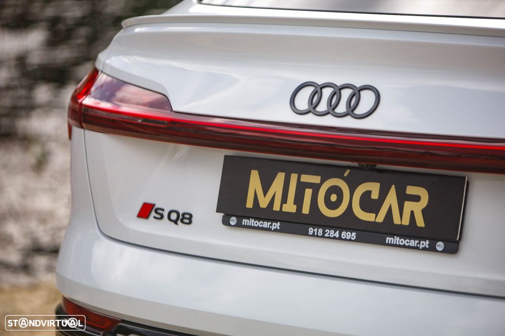 Audi SQ8 Sportback e-tron quattro - 12