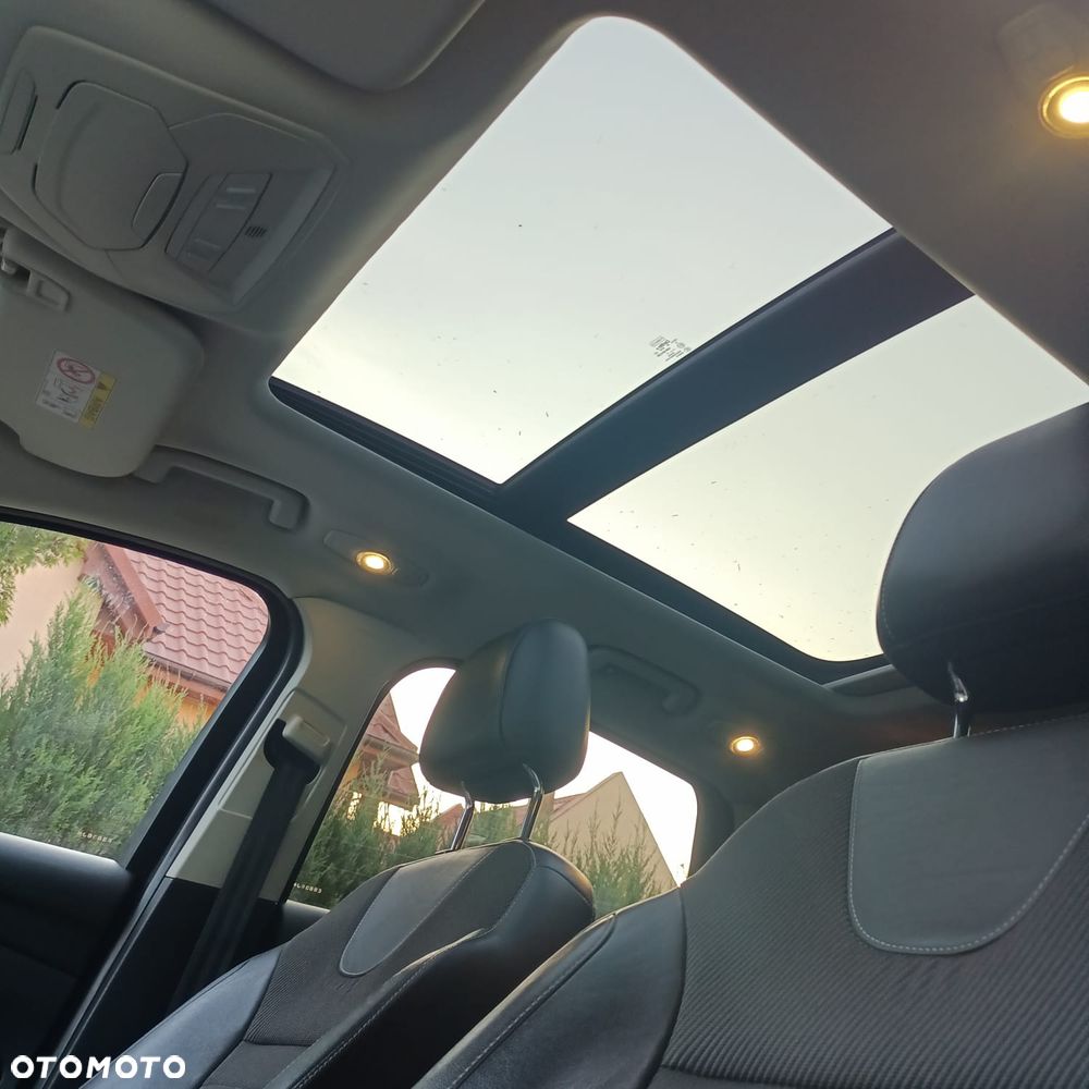 Ford Kuga 2.0 TDCi AWD Titanium - 9