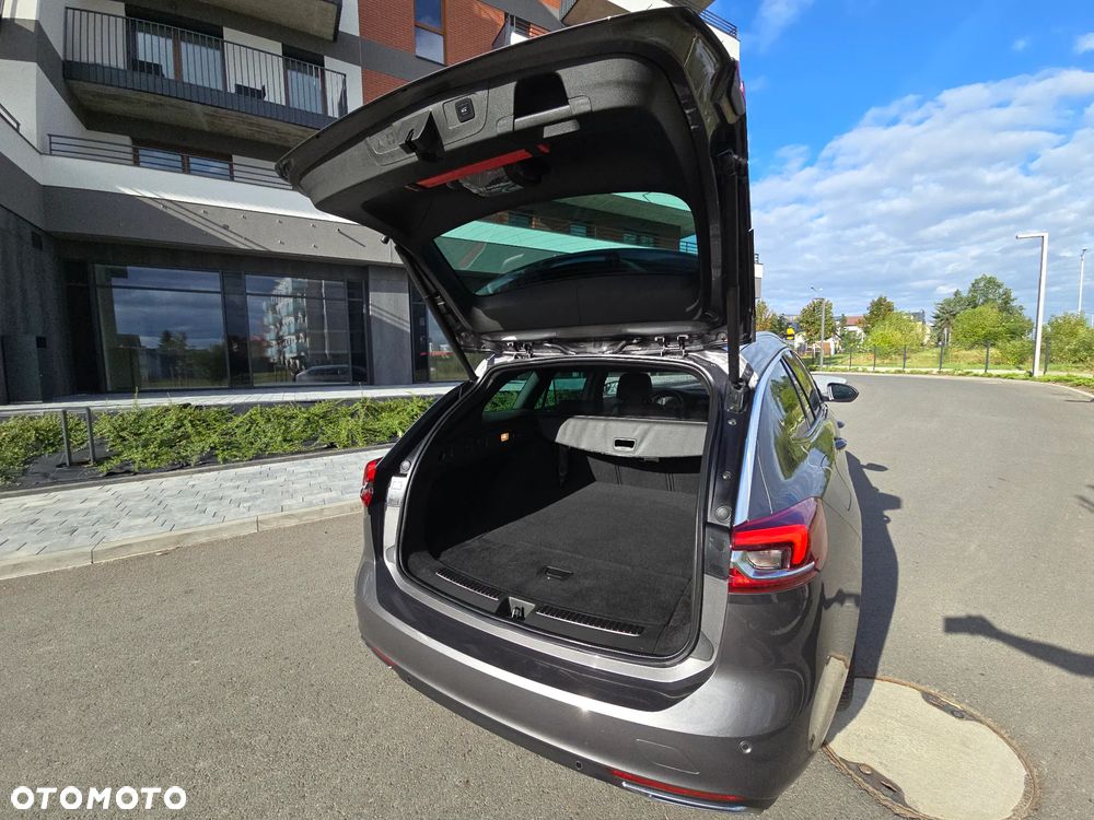 Opel Insignia 2.0 CDTI Business Elegance S&S - 16