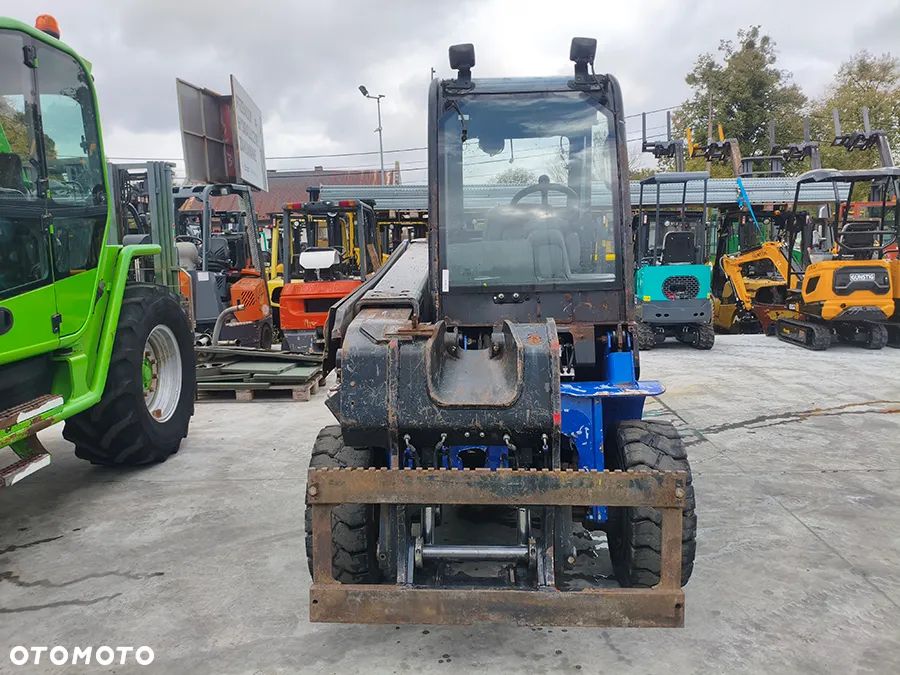 JCB TLT35D 4x4 Teletruk - 4