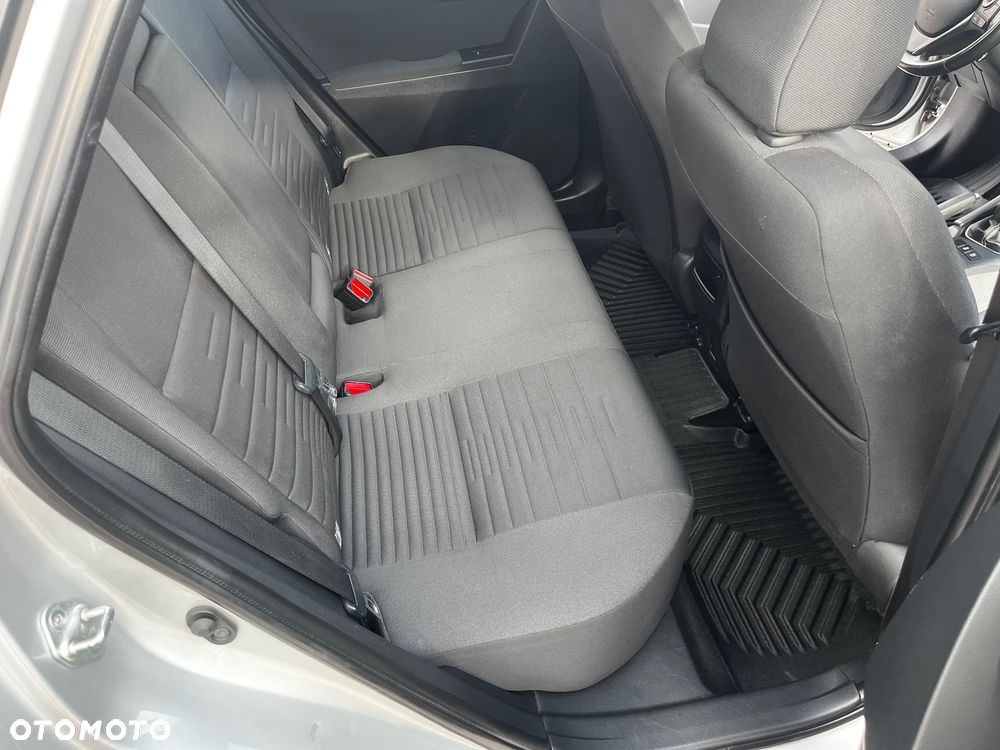 Toyota Auris 1.6 D-4D Comfort - 31