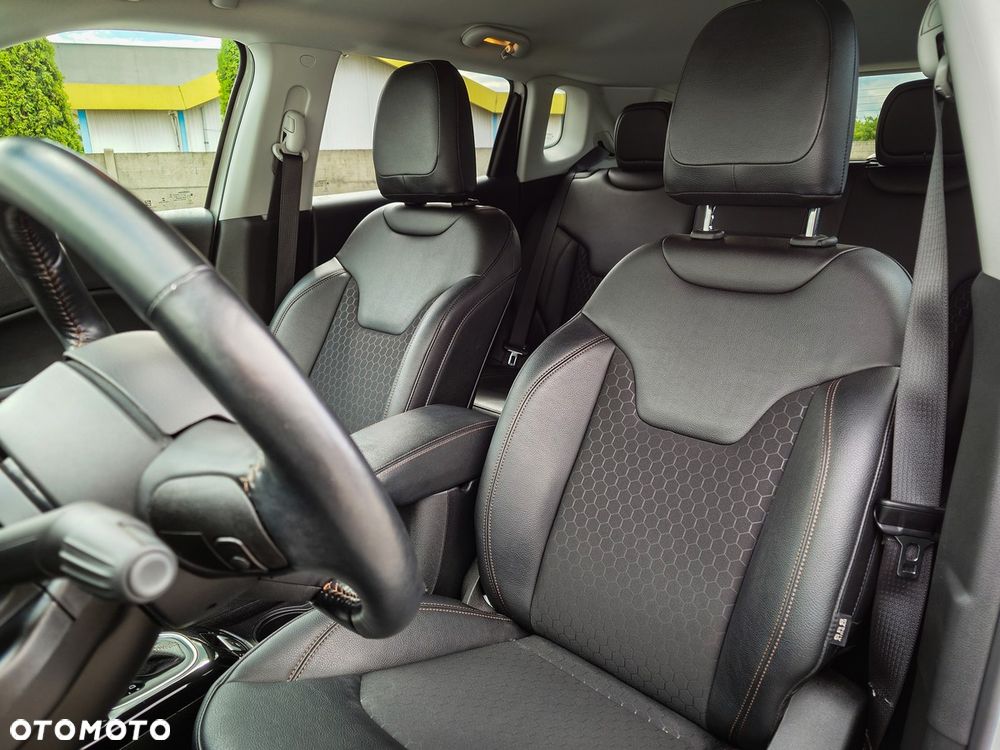 Jeep Compass 1.3 TMair Limited FWD S&S DDCT - 16