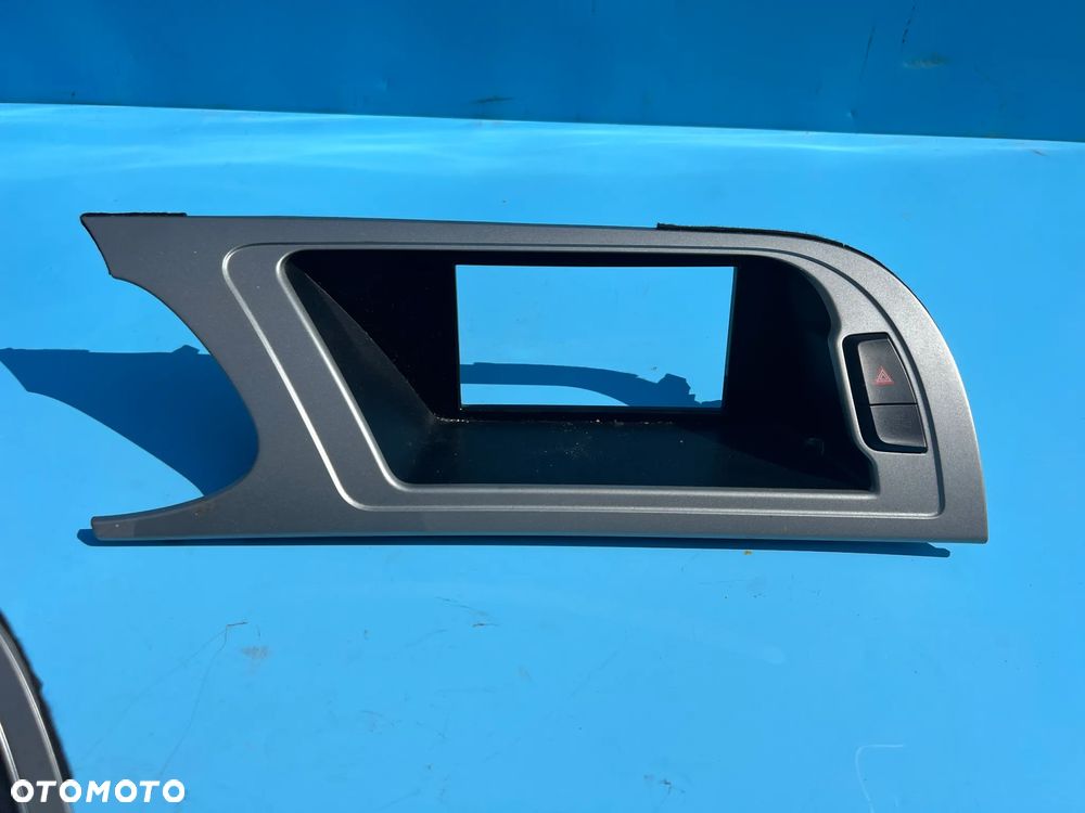 RAMKA OBUDOWA EKRANU AUDI A4 B8  8K1857186G - 1