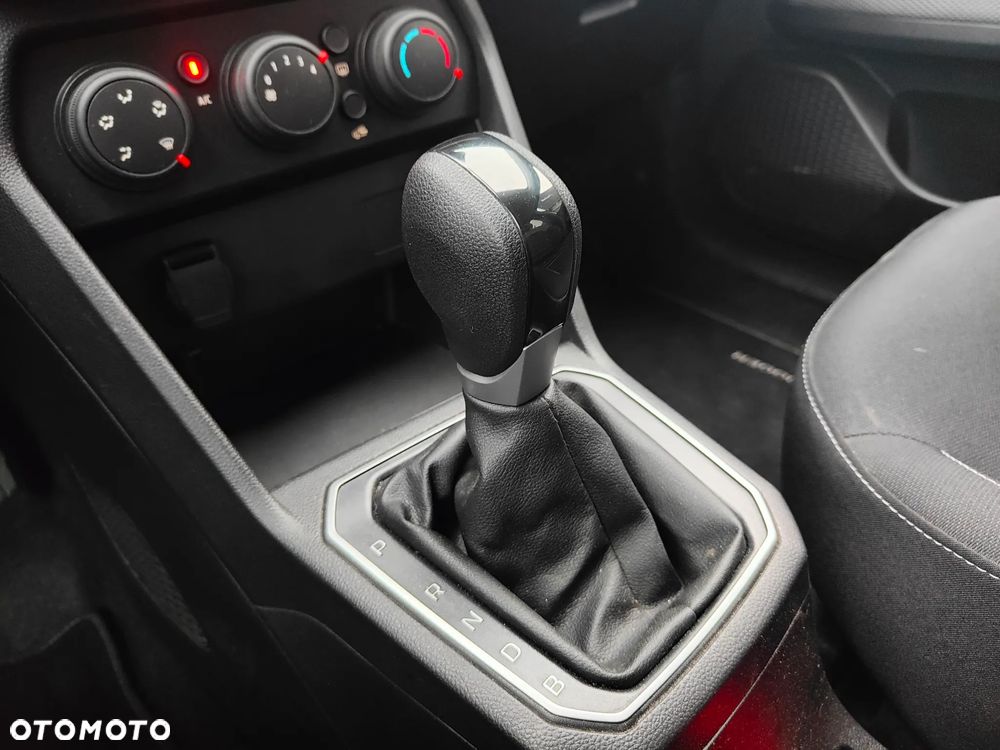 Dacia Jogger 1.6 Full Hybrid 140 Expression MMT - 18