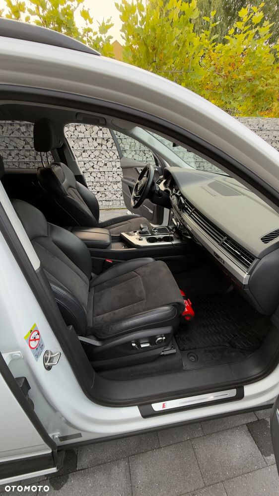 Audi Q7 - 12