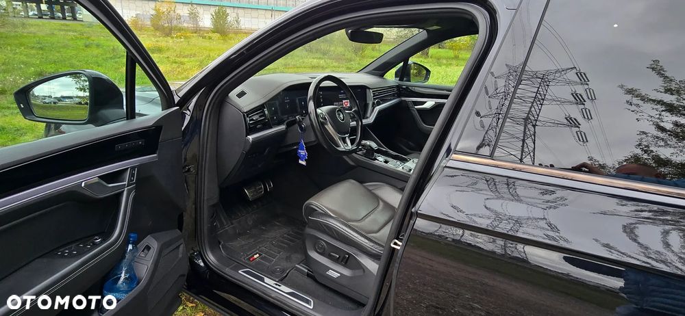 Volkswagen Touareg 2019 photo 5