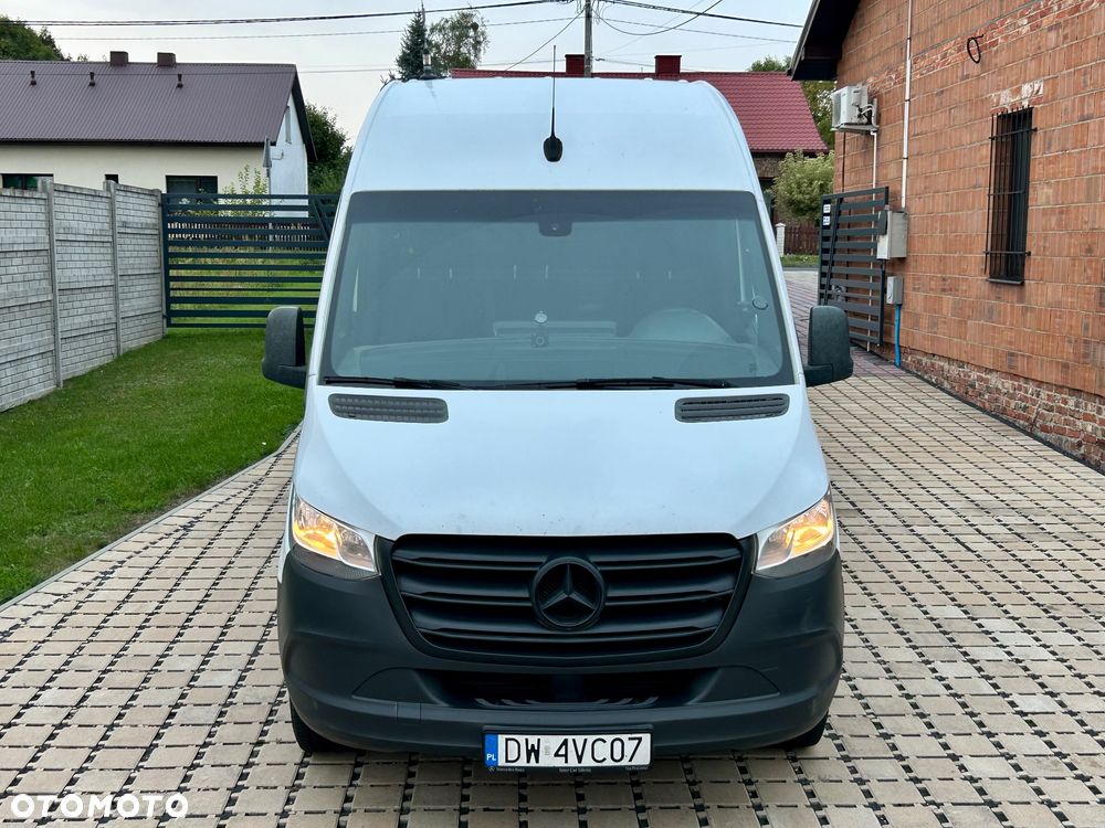 Mercedes-Benz Sprinter - 5