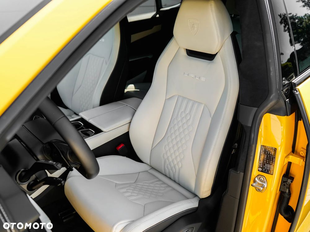 Lamborghini Urus - 31