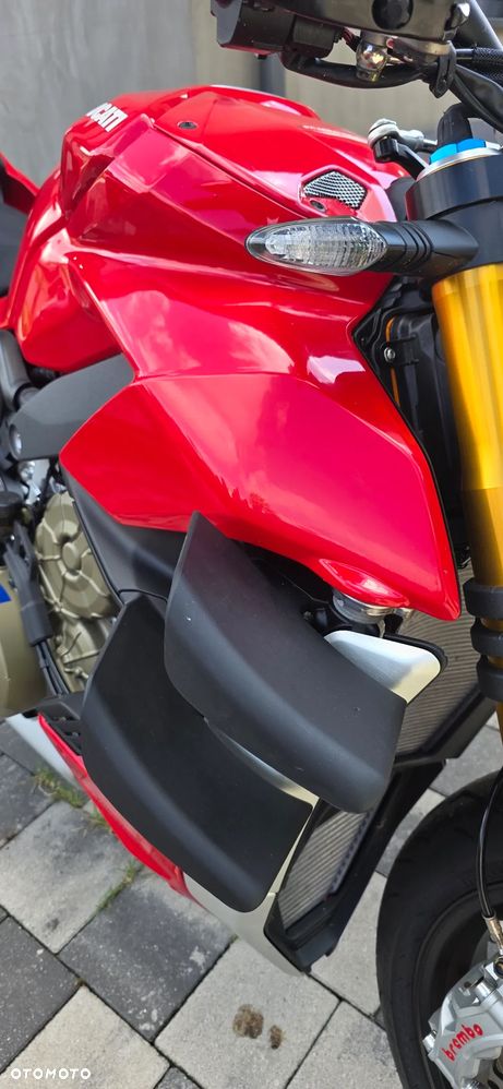 Ducati Streetfighter V4 - 10