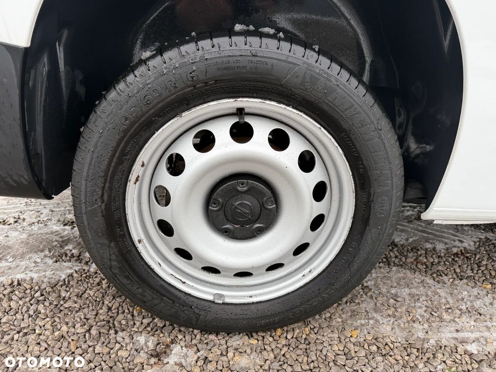 Opel COMBO XL Maxi 2020r L2 1.5 Diesel - 30