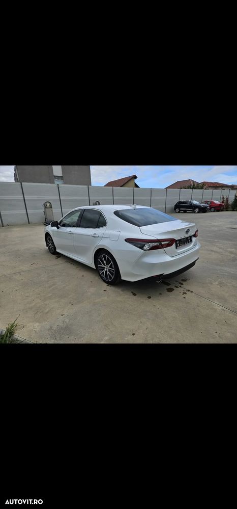 Toyota Camry 2.5 Exclusive - 2