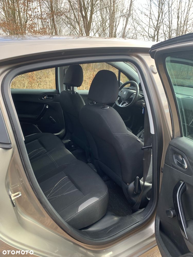 Peugeot 208 1.2 VTi Active - 14