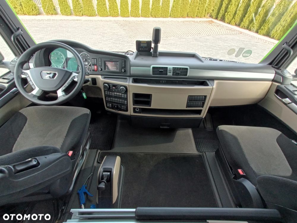 MAN TGX - 16
