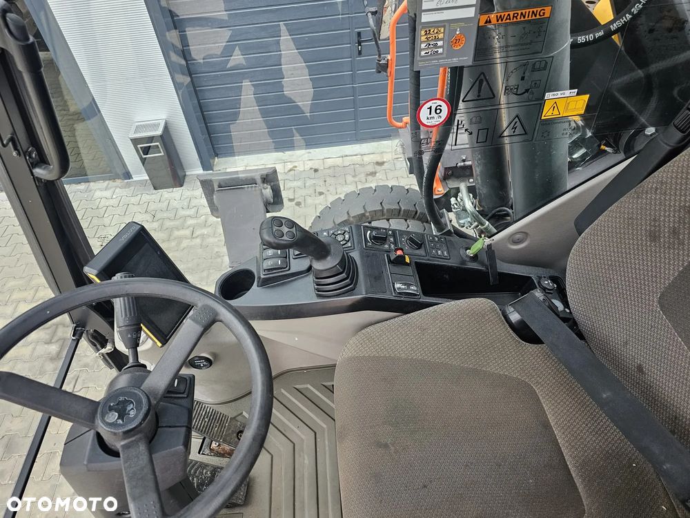Volvo EW160E Podnoszona Kabina - 17