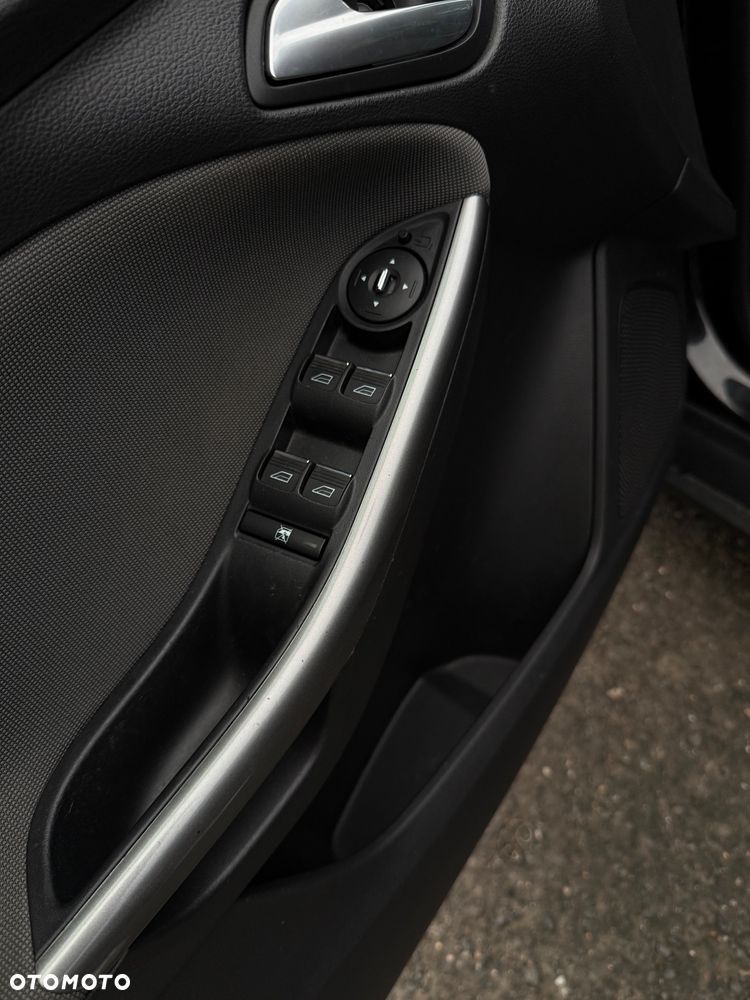 Ford Focus - 20