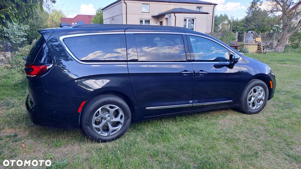 Chrysler Pacifica - 22