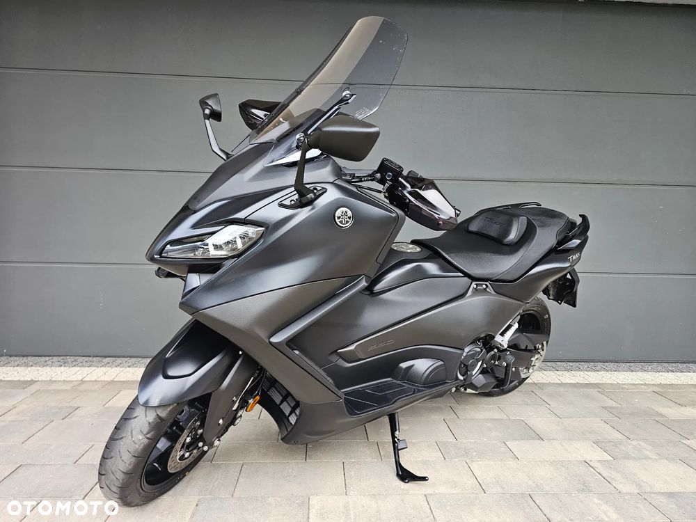 Yamaha Tmax - 6