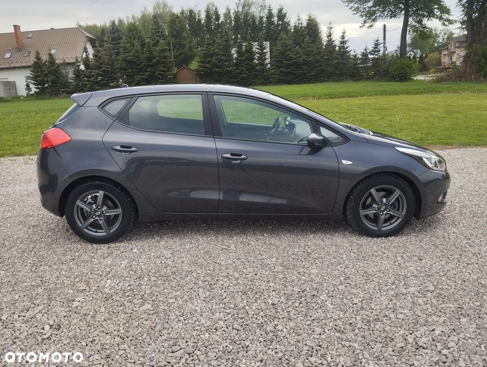 Kia Ceed 1.4 CVVT Edition 7 - 25