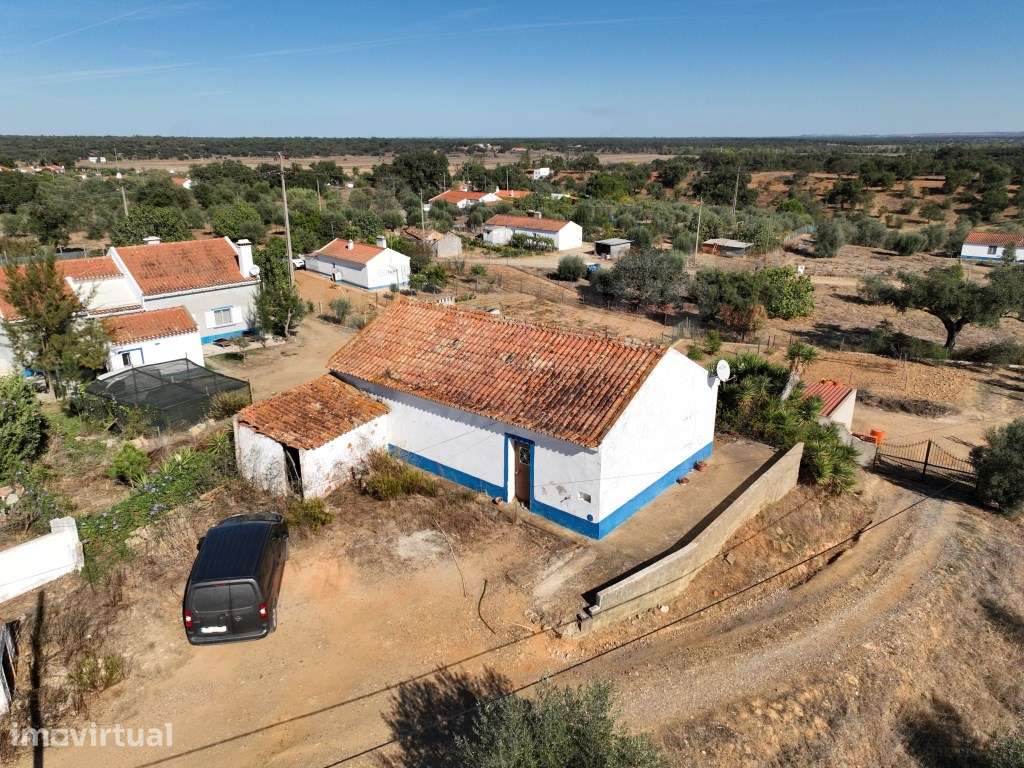 Moradia para Recuperar com Terreno de 2.007 m² - São Domingos, Sant... - Grande imagem: 4/25