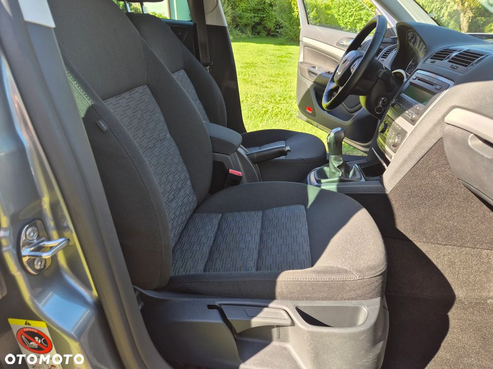Skoda Octavia Combi 2.0 TDI Elegance - 26