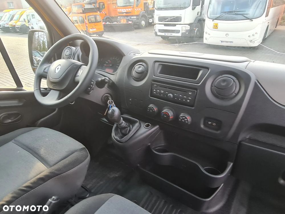 Renault Master 2011r. Brygadówka DUŻY WYBÓR 7 Osobowa Parktronic KIima L2H2 - 22