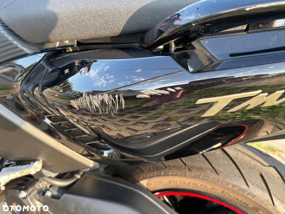Yamaha Tmax - 23