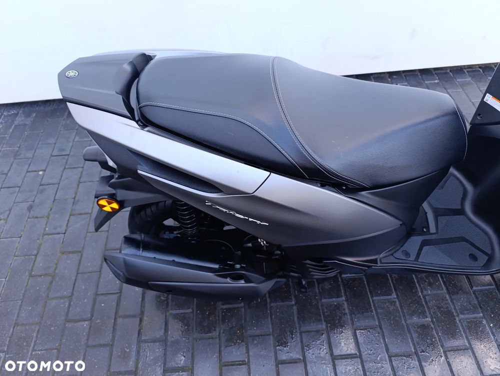 Yamaha Tricity - 22